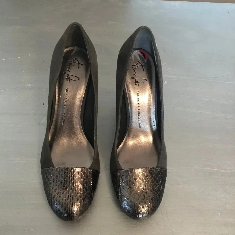 Franco  Sarto Gray Suede Pumps with Pewter Snake Print on Heel and Toe Sz 10 M